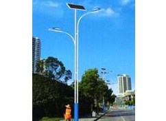 明牌双光源太阳能路灯